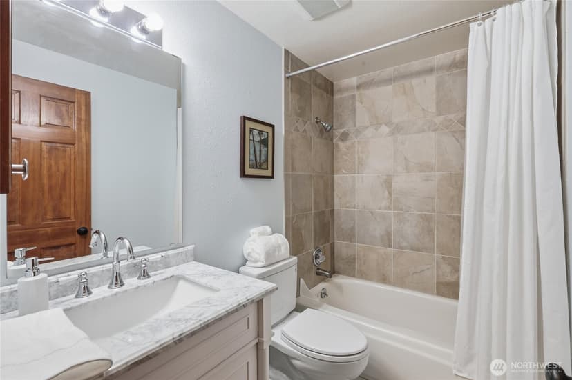 Property photo for 3016 51st Place SW, Everett photo 19