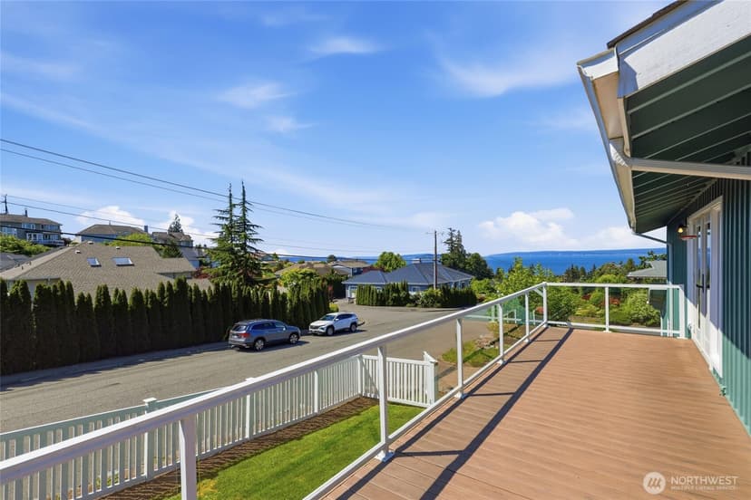 Property photo for 3016 51st Place SW, Everett photo 27