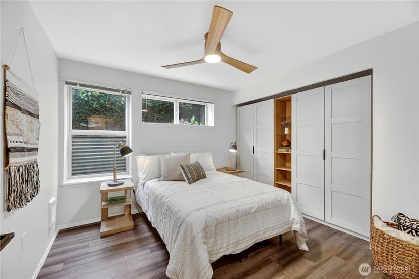 Property photo for 4457 44th Avenue SW #101, Seattle photo 21