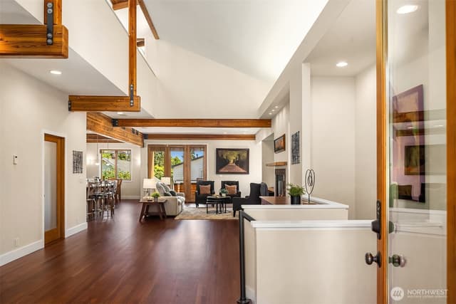 Property photo for 543 N 83rd Street, Seattle photo 2