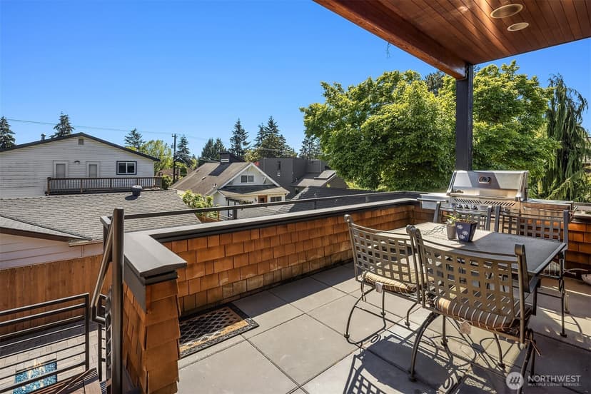 Property photo for 543 N 83rd Street, Seattle photo 8