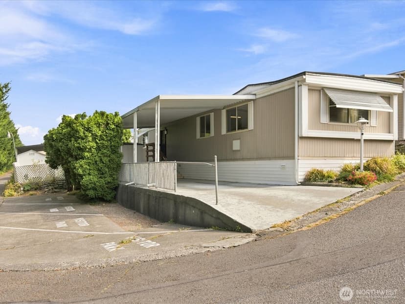 Property photo for 1415 84th Street SE #126, Everett photo 2