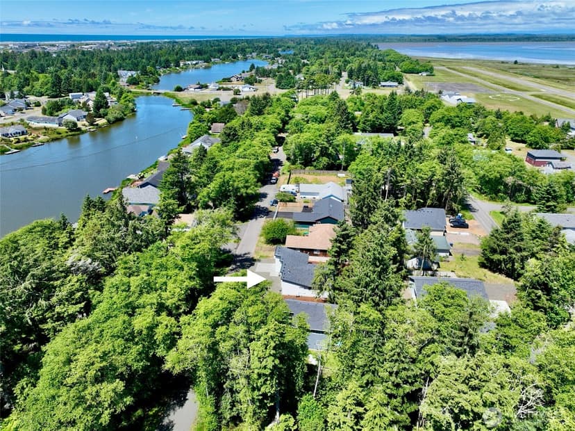 Property photo for 382 Lake View Loop NE, Ocean Shores photo 10