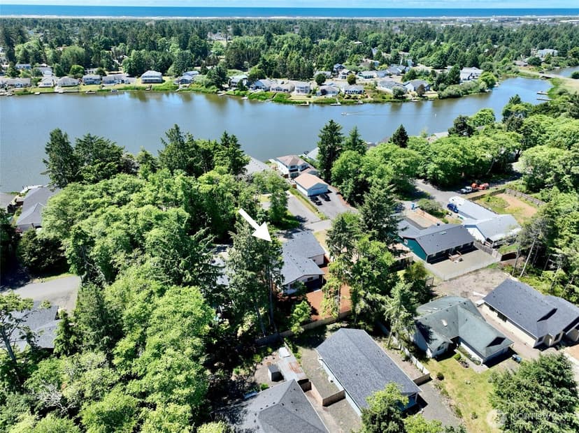 Property photo for 382 Lake View Loop NE, Ocean Shores photo 39