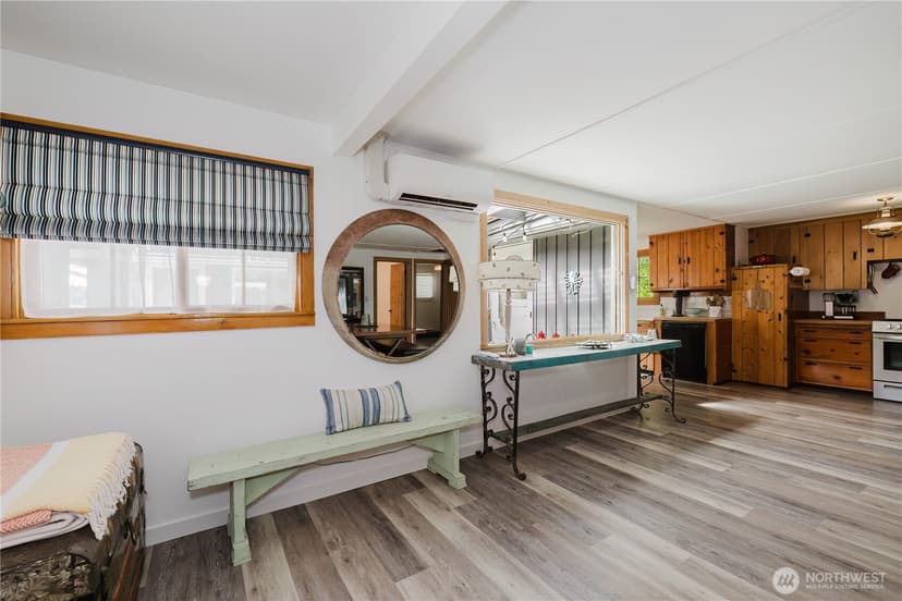 Property photo for 3262 Beach Drive E, Port Orchard photo 9