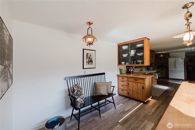 Property photo for 3262 Beach Drive E, Port Orchard photo 19