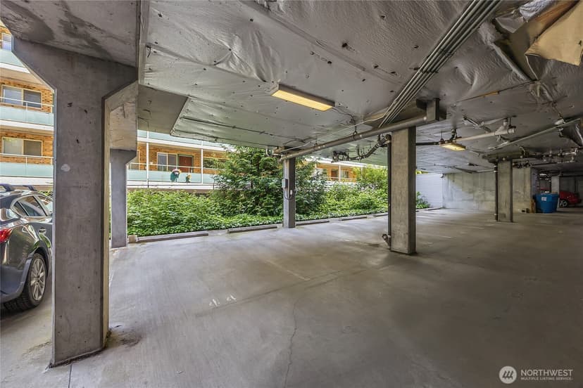 Property photo for 211 Summit Avenue E #405, Seattle photo 29