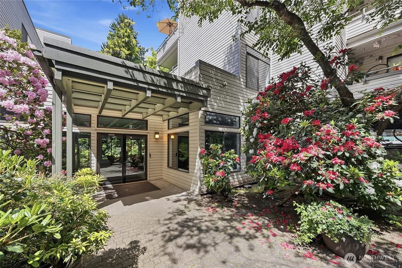 Property photo for 211 Summit Avenue E #405, Seattle