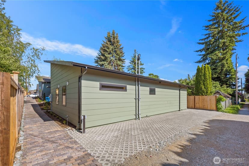 Property photo for 8623 30th Avenue SW, Seattle photo 15