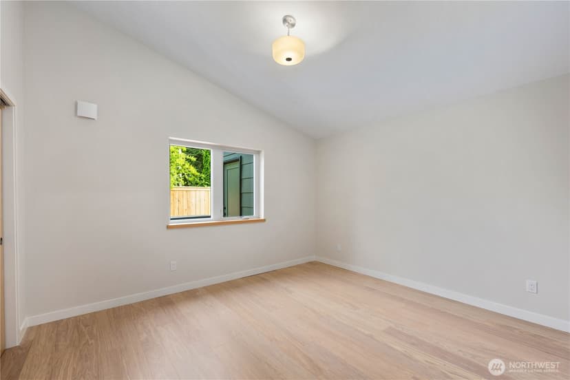 Property photo for 8623 30th Avenue SW, Seattle photo 9