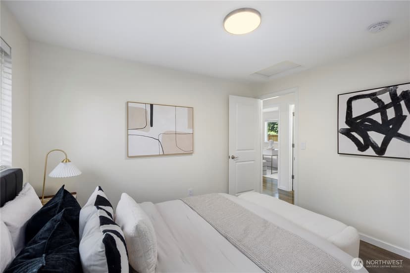Property photo for 2147 NE 12th Street, Renton photo 17