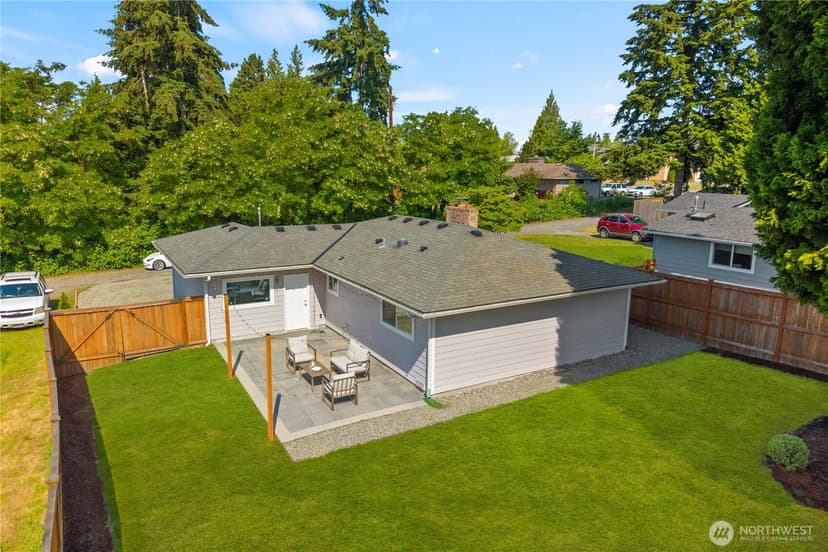 Property photo for 2147 NE 12th Street, Renton photo 27