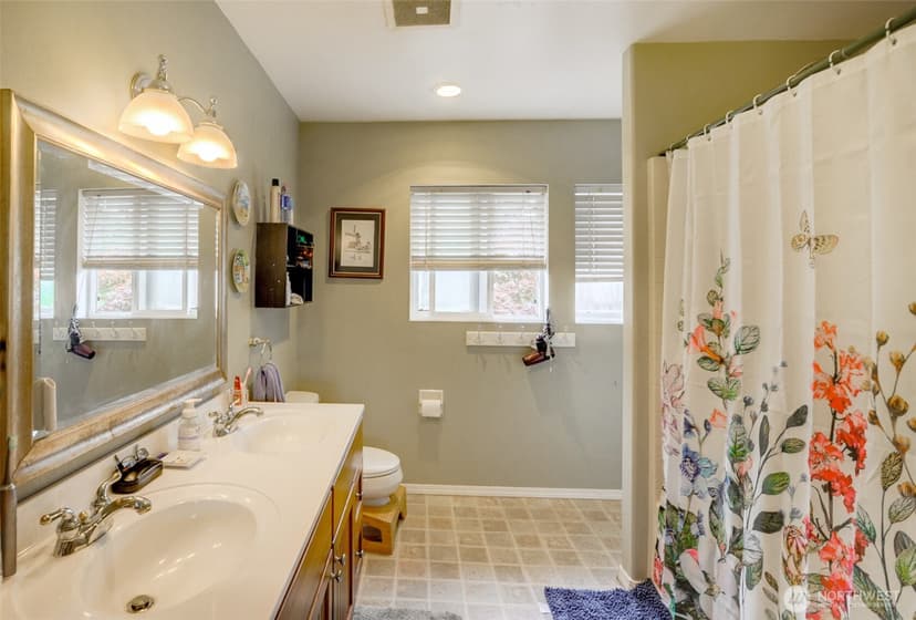 Property photo for 1305 Vernon Road, Lake Stevens photo 15