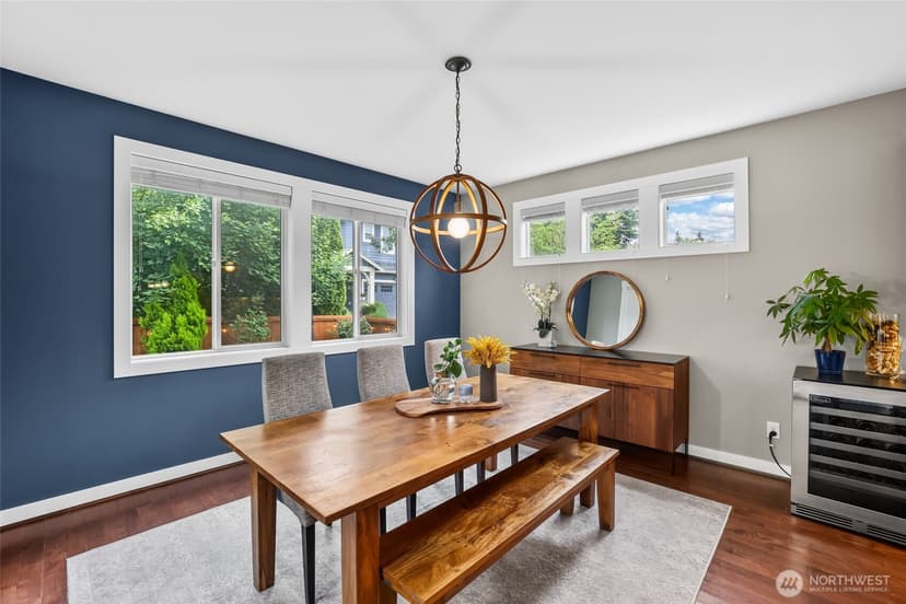 Property photo for 1601 NE Falls Drive, Issaquah photo 9