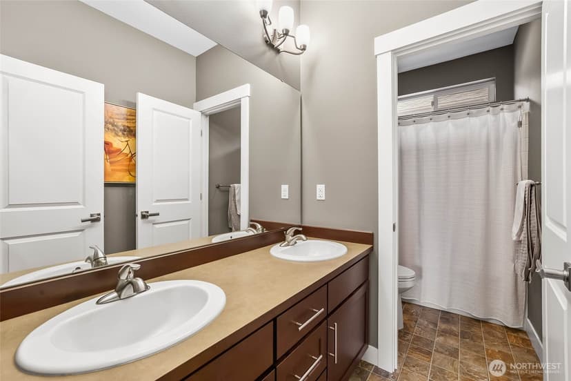 Property photo for 1601 NE Falls Drive, Issaquah photo 34