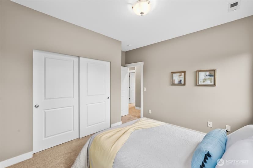 Property photo for 1601 NE Falls Drive, Issaquah photo 31