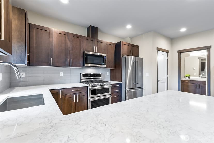 Property photo for 14906 Manor Way #B, Lynnwood photo 10