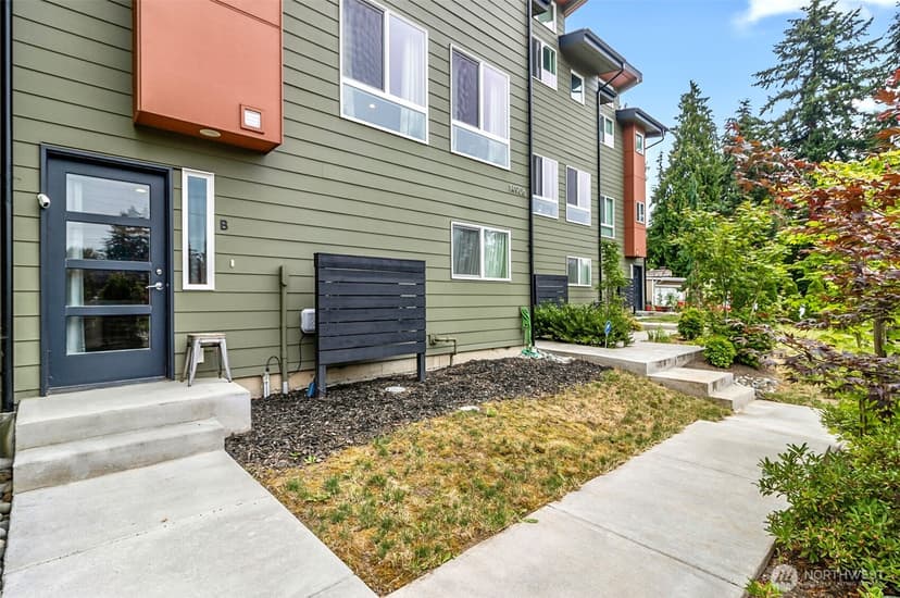 Property photo for 14906 Manor Way #B, Lynnwood photo 29