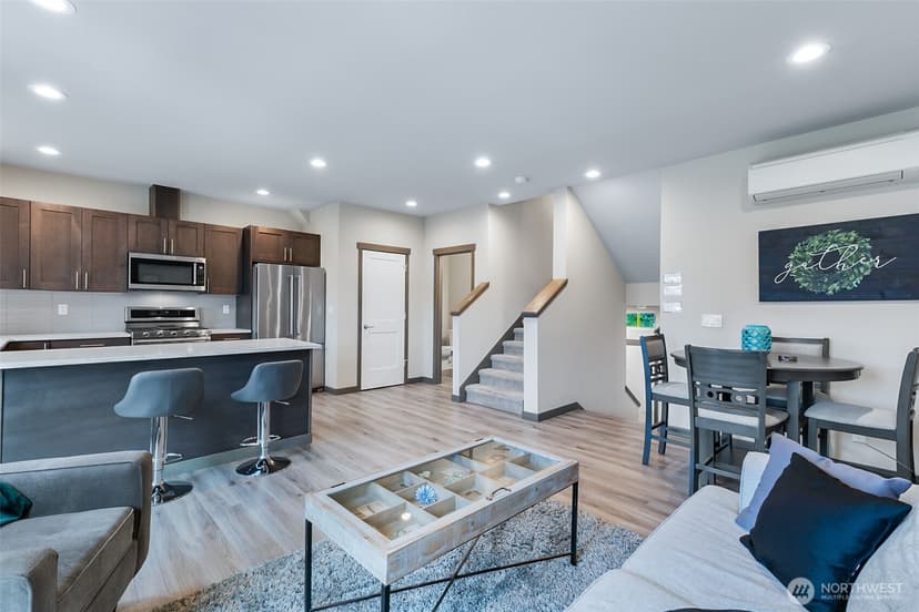 Property photo for 14906 Manor Way #B, Lynnwood photo 6