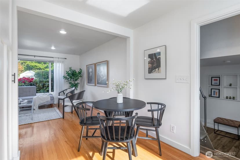 Property photo for 10617 39th Avenue SW, Seattle photo 8