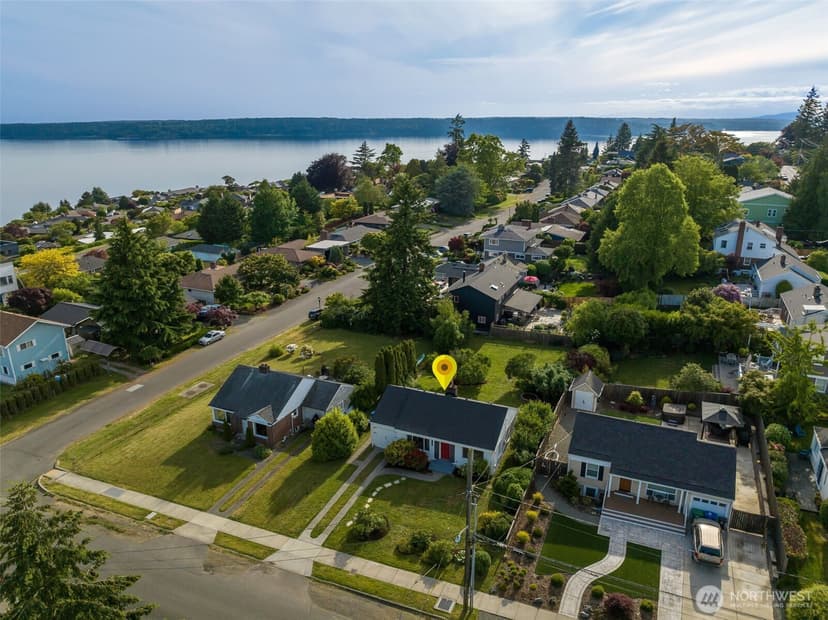 Property photo for 10617 39th Avenue SW, Seattle photo 37