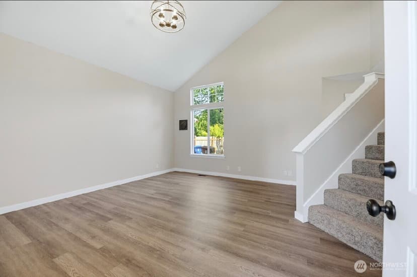 Property photo for 313 E 52nd Street, Tacoma photo 6