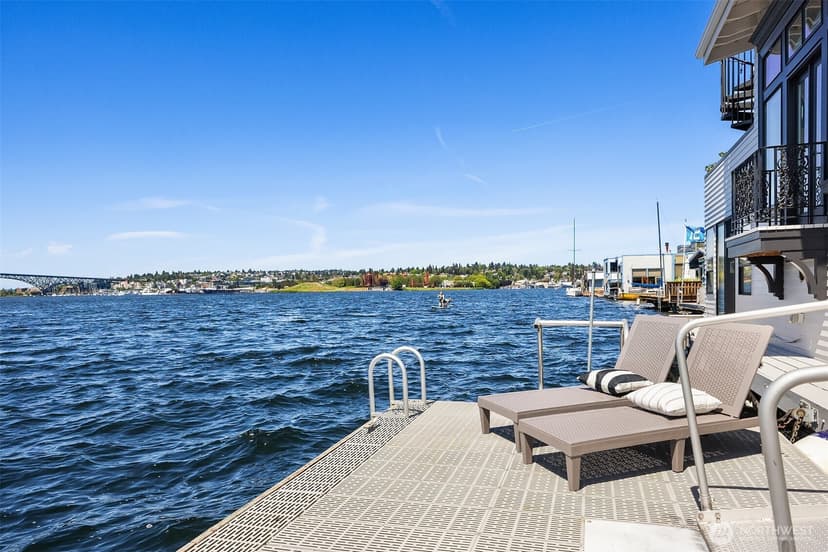 Property photo for 2031 Fairview Avenue E #H, Seattle photo 30