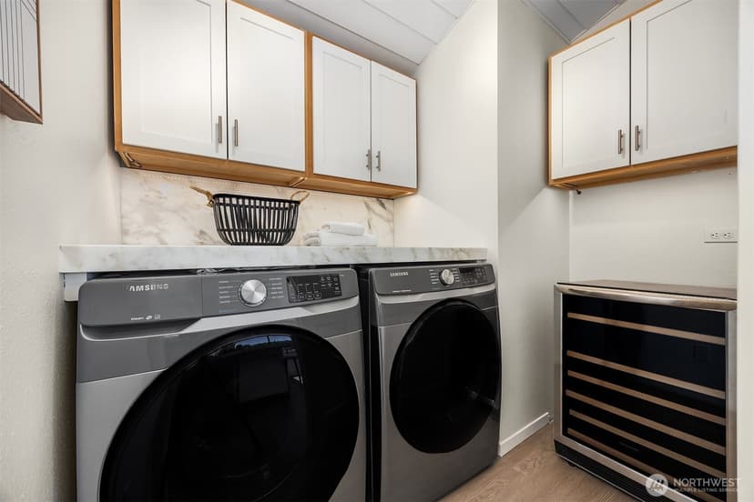 Property photo for 2031 Fairview Avenue E #H, Seattle photo 26