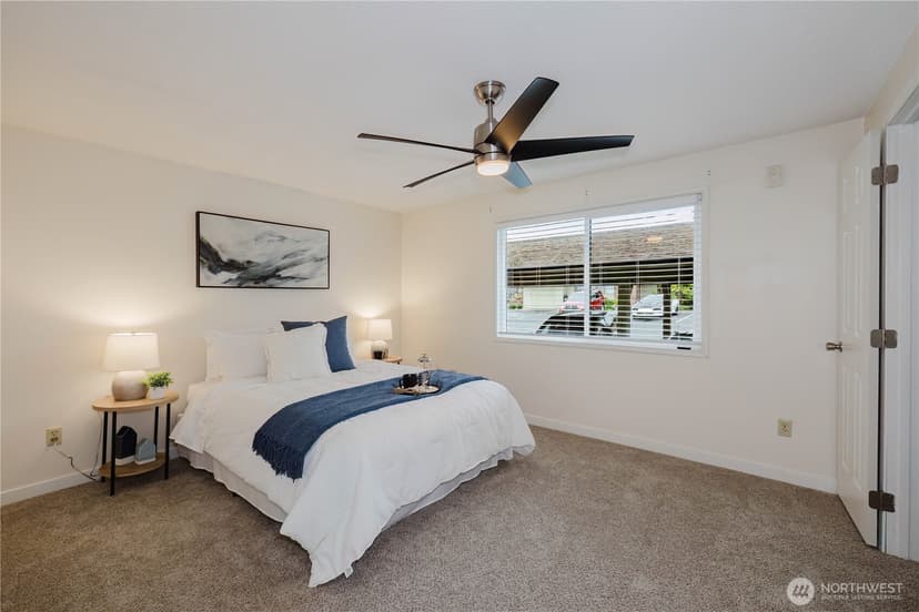Property photo for 3400 Narrows View Lane NE #104, Bremerton photo 14
