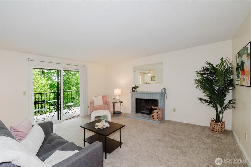 Property photo for 3400 Narrows View Lane NE #104, Bremerton photo 11
