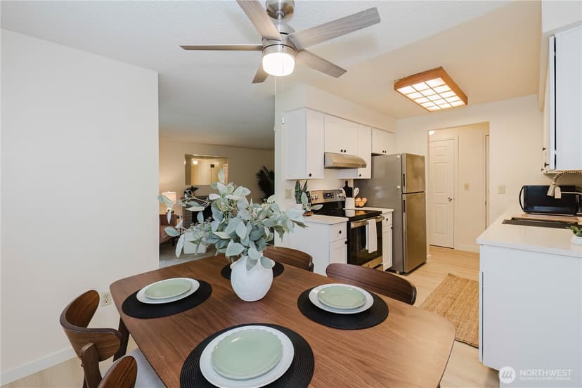 Property photo for 3400 Narrows View Lane NE #104, Bremerton photo 7