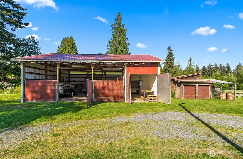 Property photo for 17704 S Spada Road, Snohomish photo 6