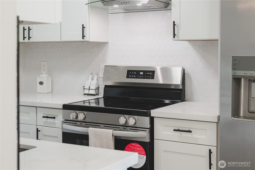 Property photo for 1617 Maple Lane #E7, Kent photo 24