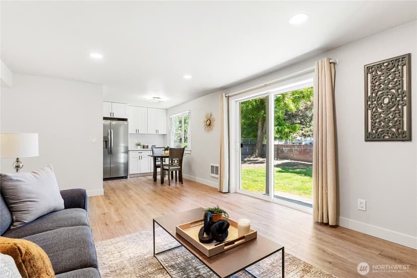 Property photo for 1617 Maple Lane #E7, Kent photo 27