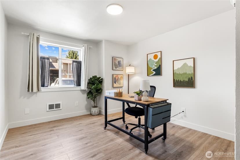 Property photo for 1617 Maple Lane #E7, Kent photo 16