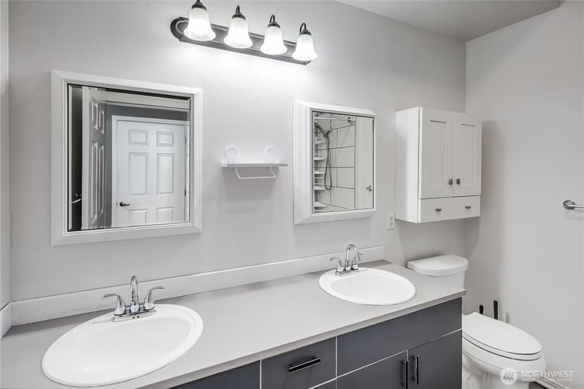 Property photo for 12530 Admiralty Way #F103, Everett photo 8