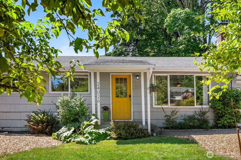 Property photo for 24026 54th Avenue W, Mountlake Terrace photo 2