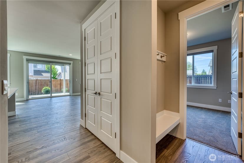 Property photo for 20819 9th Place W, Lynnwood photo 6