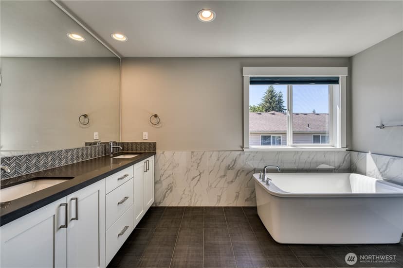 Property photo for 20819 9th Place W, Lynnwood photo 31