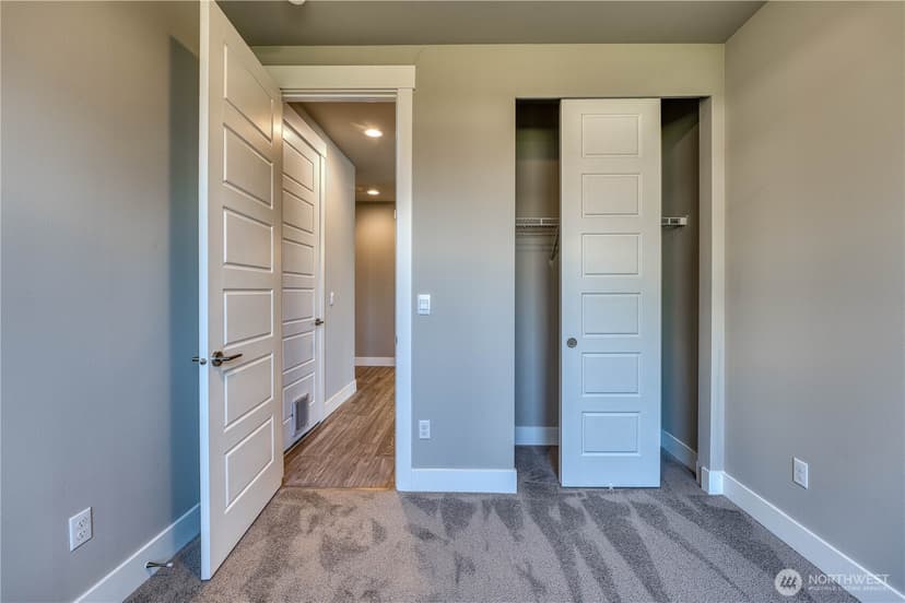 Property photo for 20819 9th Place W, Lynnwood photo 8