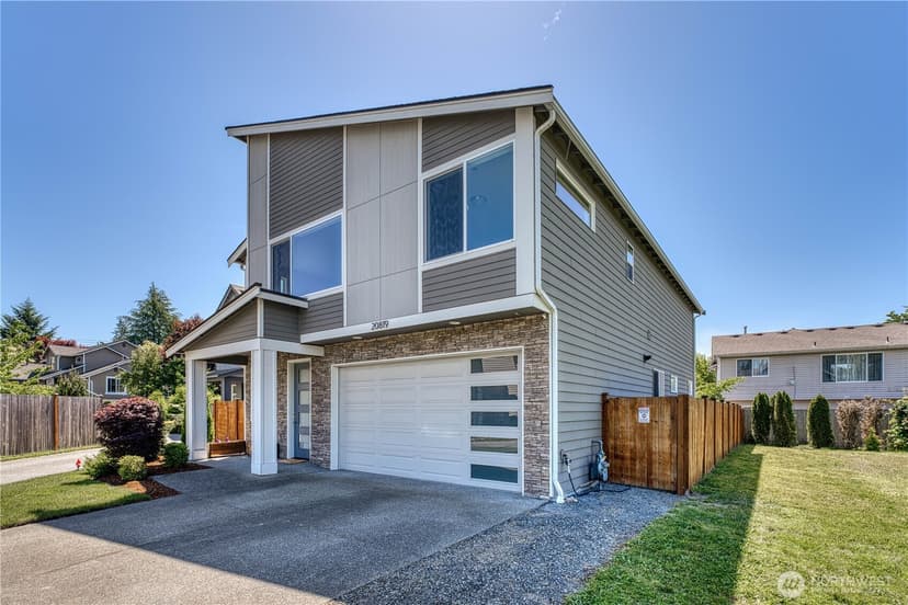 Property photo for 20819 9th Place W, Lynnwood photo 2