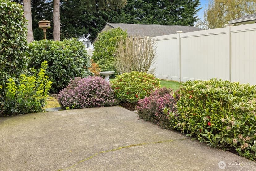Property photo for 1127 12th Avenue SE, Puyallup photo 32