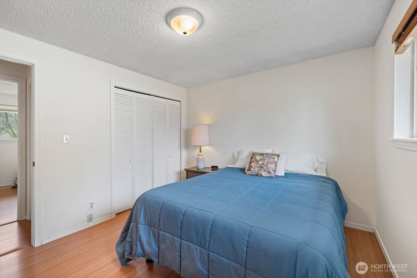 Property photo for 1127 12th Avenue SE, Puyallup photo 19