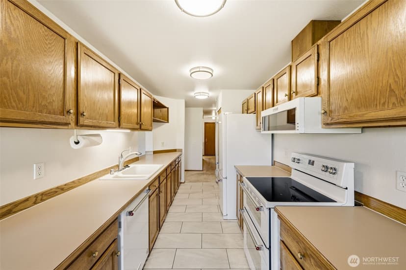 Property photo for 101 Pine Ave #105, Snohomish photo 18