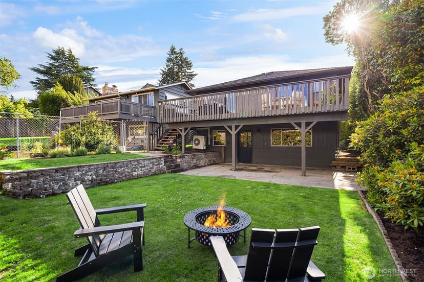 Property photo for 4306 29th Avenue W, Seattle photo 20