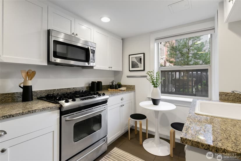 Property photo for 117 John Street #9, Seattle photo 12
