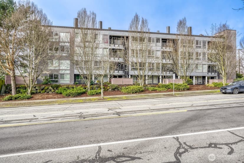 Property photo for 3501 SW Holden Street #303, Seattle photo 30