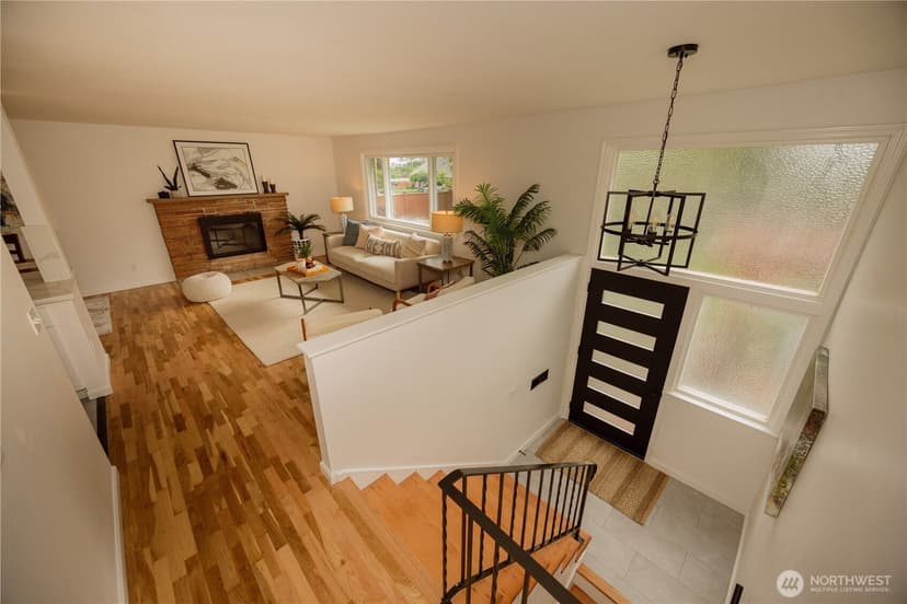 Property photo for 16850 31st Place S, SeaTac photo 6