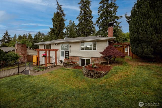 Property photo for 16850 31st Place S, SeaTac