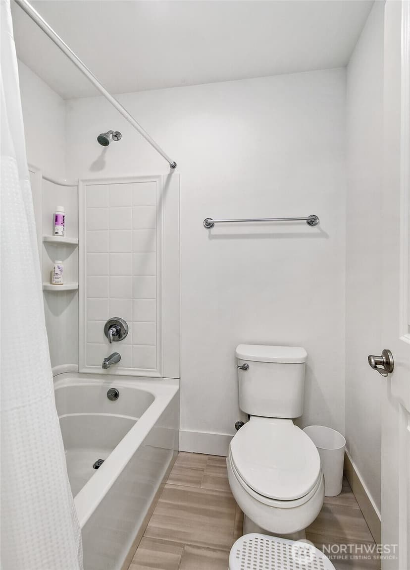 Property photo for 14002 3rd Avenue NE #105, Duvall photo 19